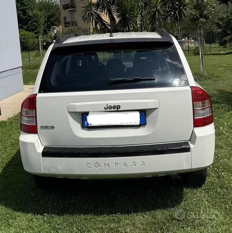 Usata Jeep Compass 140 CV (102 kW) 2009 Bianco SUV