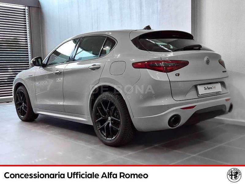 Usata Alfa Romeo Stelvio Veloce 210 CV (154 kW) 2021 Bianco lunare SUV