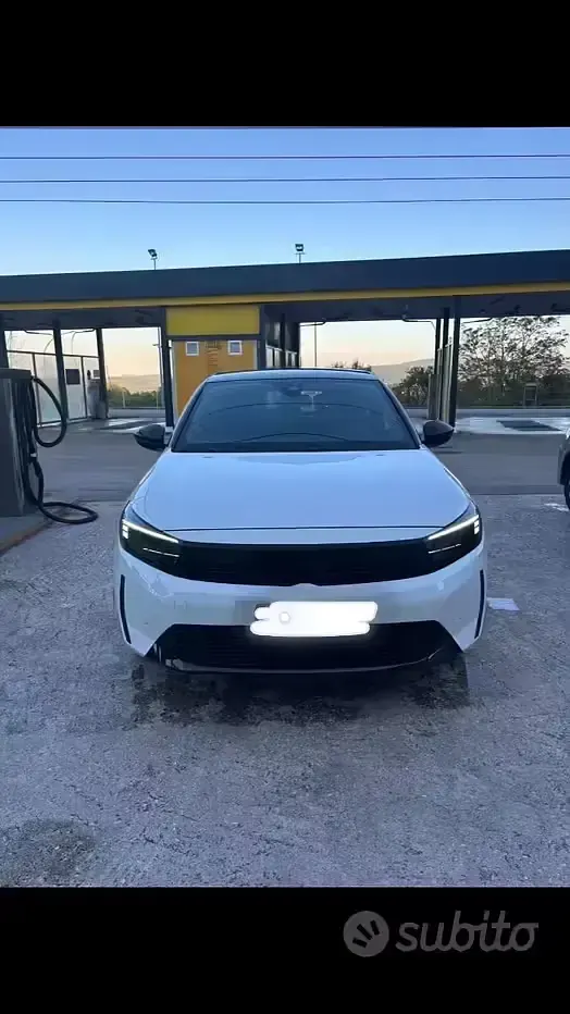 Usata Opel Corsa S 75 CV (55 kW) 2024 Bianco Utilitaria