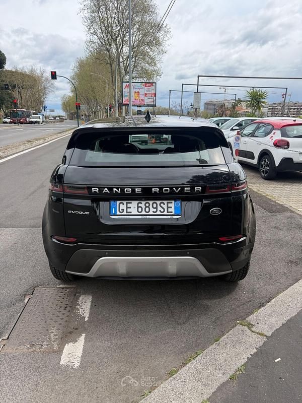 Usata Land Rover Range Rover evoque R-Dynamic 163 CV (119 kW) 2021 Nero SUV