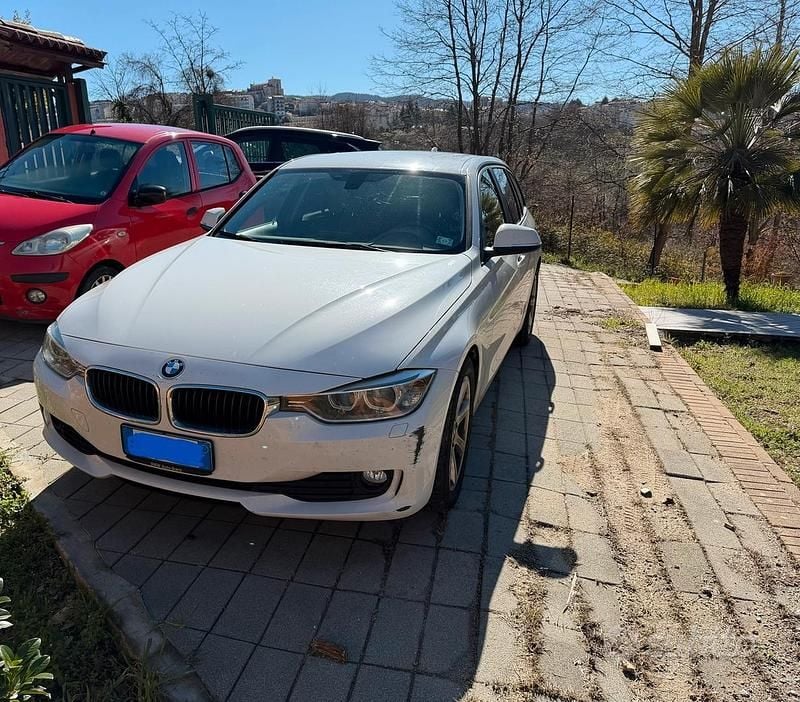 Usata BMW 320 187 CV (137 kW) 2014 Bianco Station wagon