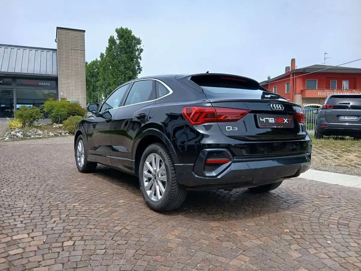 Usata Audi Q3 Business Plus 150 CV (110 kW) 2024 Nero SUV