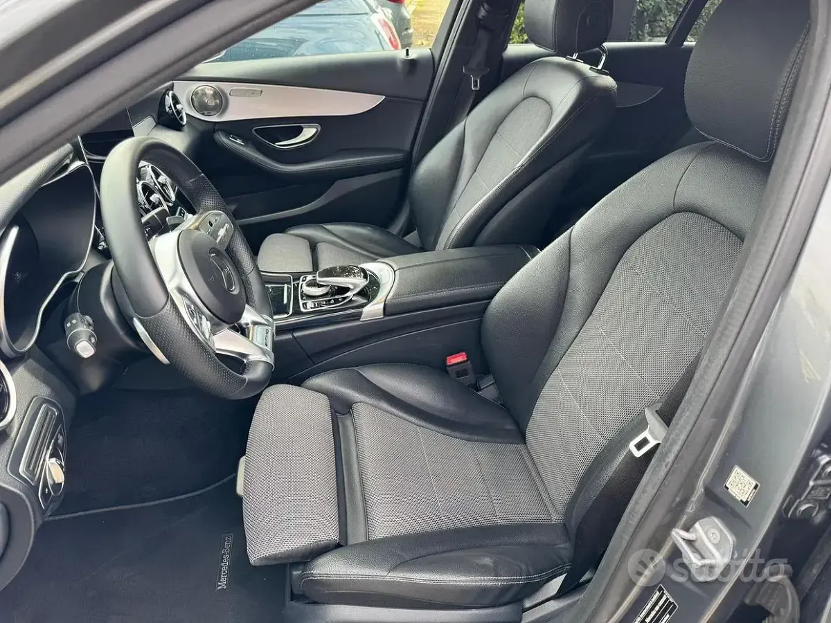 Usata Mercedes C220 Premium 194 CV (142 kW) 2018 Grigio Station wagon