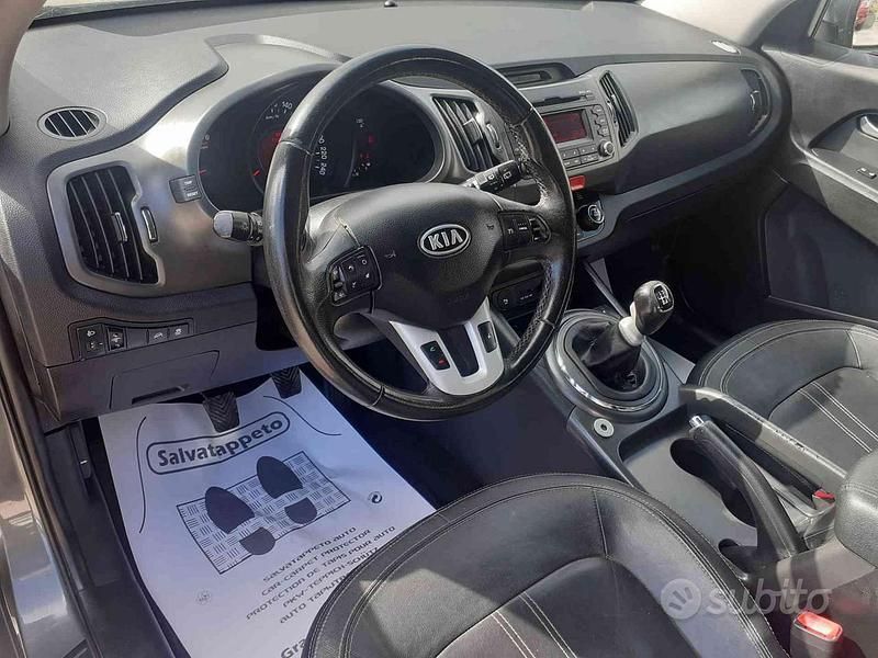 Usata Kia Sportage 116 CV (85 kW) 2011 Grigio SUV
