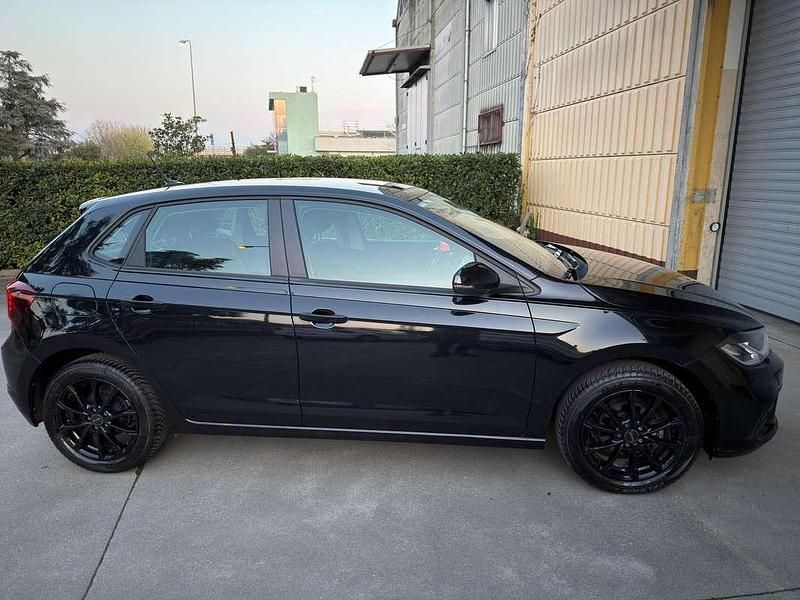 Usata VW Polo 80 CV (58 kW) 2021 Nero Utilitaria