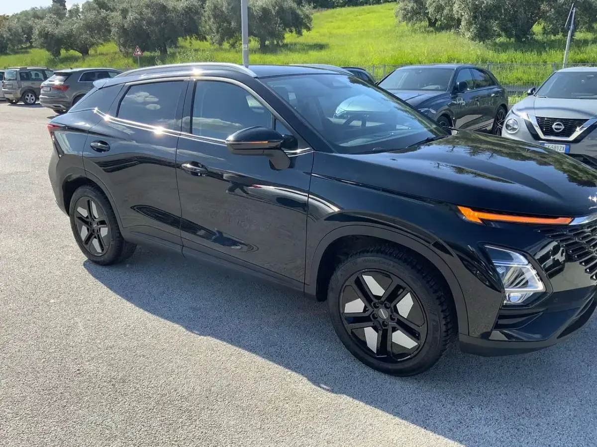 Usata Omoda 5 147 CV (108 kW) 2024 Nero metallizzato SUV