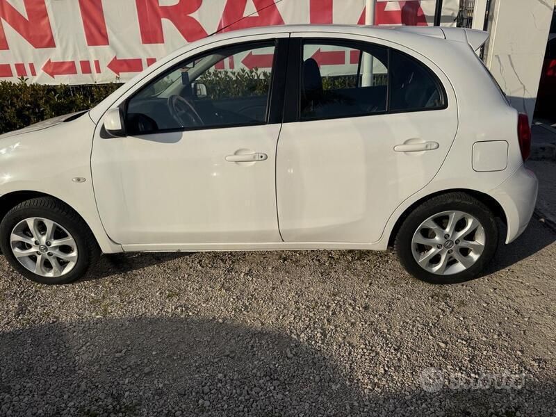 Usata Nissan Micra Tekna 80 CV (58 kW) 2013 Bianco Utilitaria