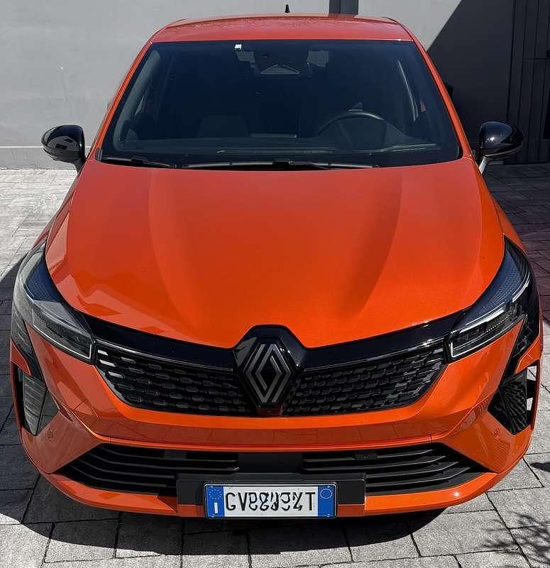 Usata Renault Clio V Techno 101 CV (74 kW) 2024 Berlina
