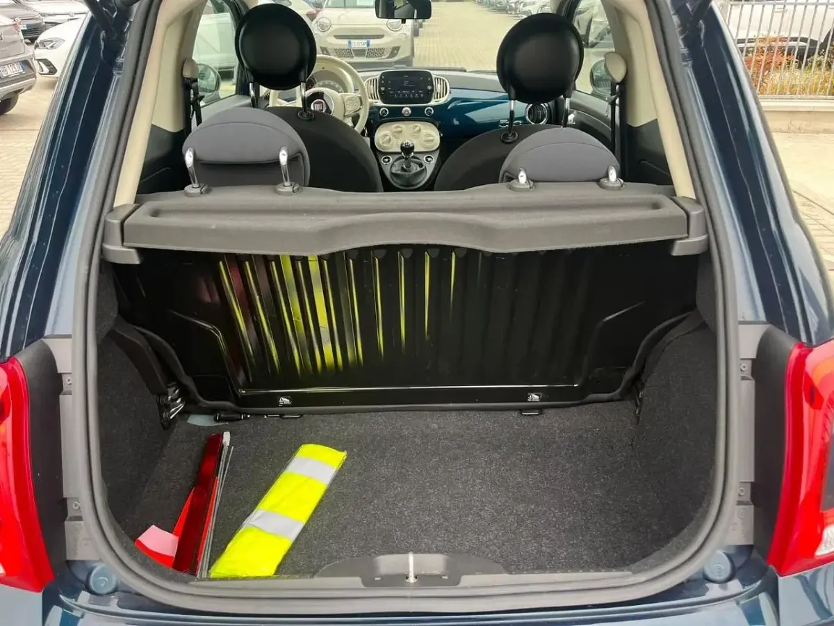 Usata Fiat 500 Dolcevita 70 CV (51 kW) 2024 Blu Utilitaria