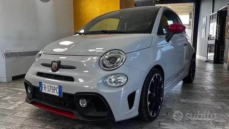 Usata Abarth 500 Custom 135 CV (99 kW) 2014 Grigio Utilitaria