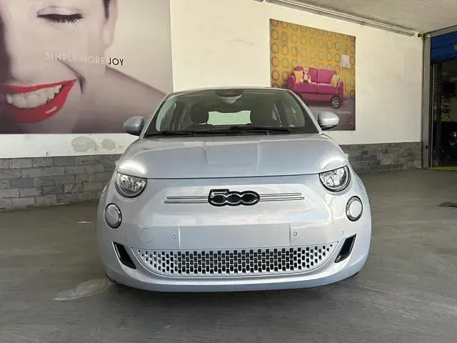 Nuova Fiat 500e Tech 42 kW (58 CV) 2026 Blu Berlina