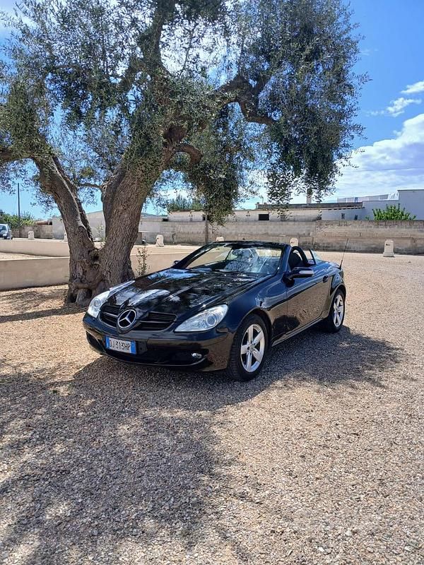 Usata Mercedes SLK200 2007 Nero Cabrio
