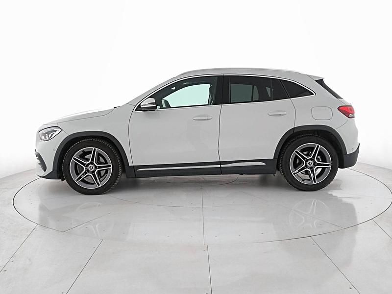 Usata Mercedes GLA180 Premium 116 CV (85 kW) 2022 Bianco SUV