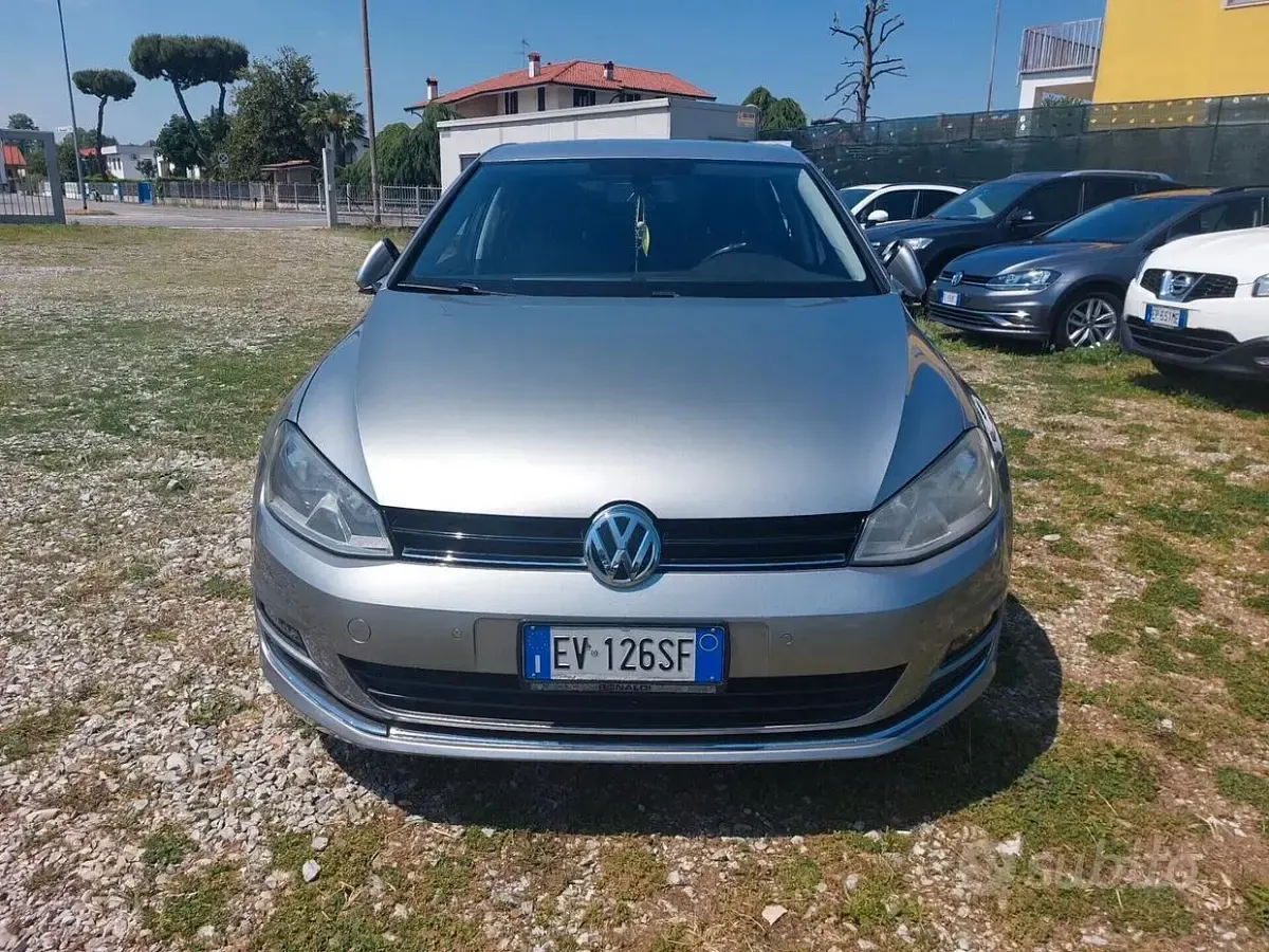 Usata VW Golf VII Highline 105 CV (77 kW) 2014 Grigio Berlina