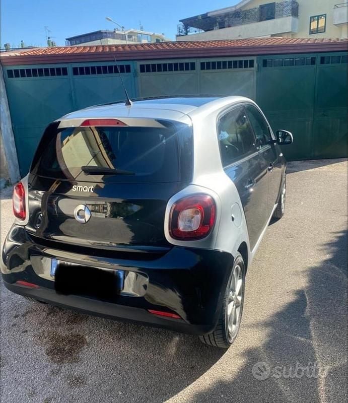 Usata Smart ForFour 71 CV (52 kW) 2015 Utilitaria