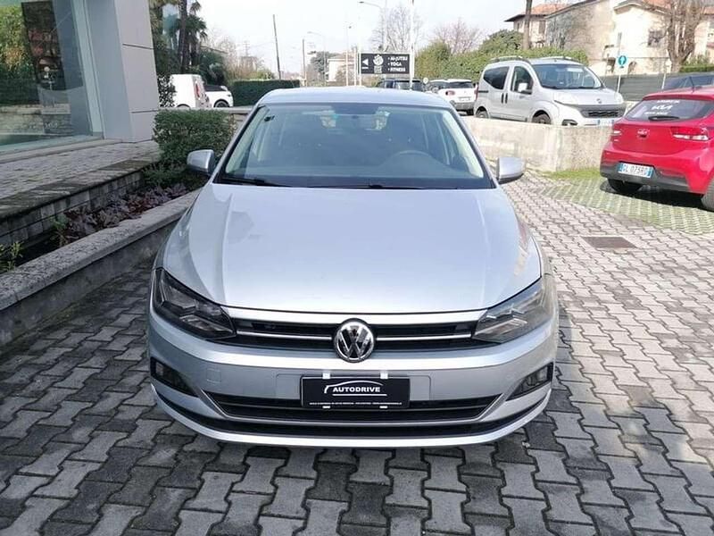 Usata VW Polo Comfortline 95 CV (69 kW) 2019 Argento Berlina
