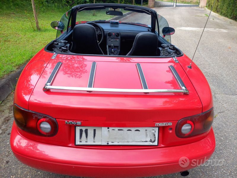 Usata Mazda MX5 116 CV (85 kW) 1990 Rosso Cabrio