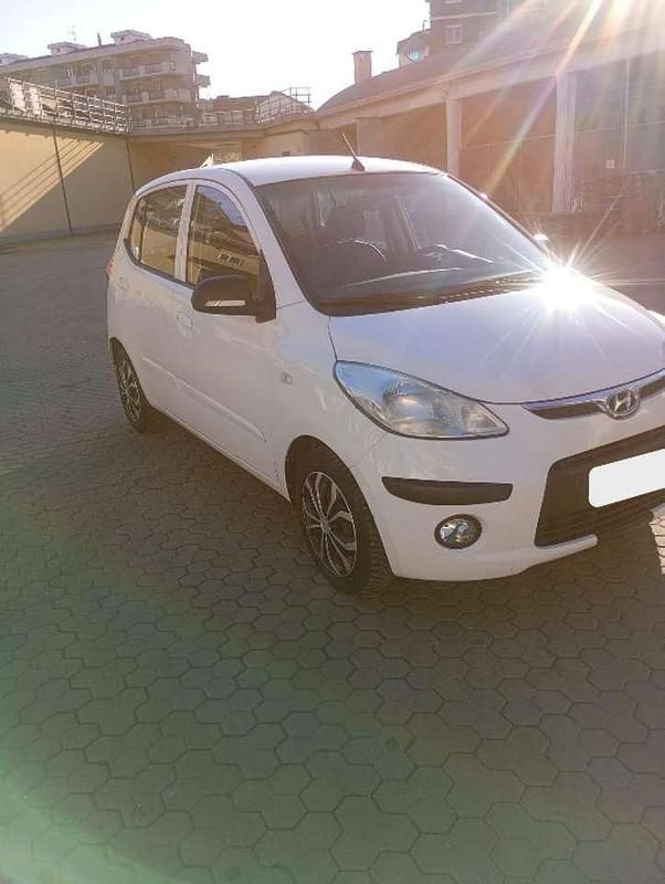 Usata Hyundai i10 69 CV (50 kW) 2012 Bianco Utilitaria