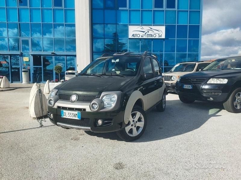 Verde Usata 2007 Fiat Panda Cross Cross Due volumi | 6900 € (Buon prezzo) - Immagine 1/4