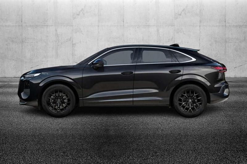 Nuova Audi Q3 Advanced 204 CV (150 kW) 2026 Nero SUV