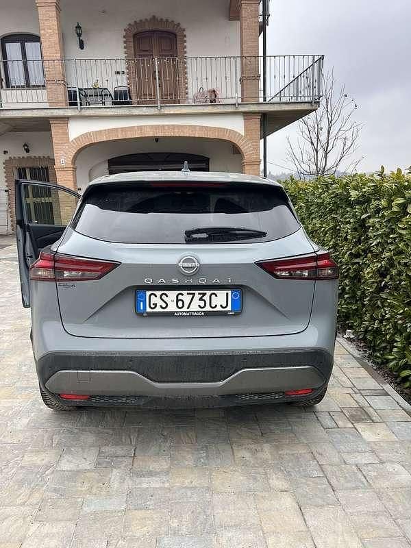 Usata Nissan Qashqai N-Connecta 140 CV (102 kW) 2024 Grigio SUV