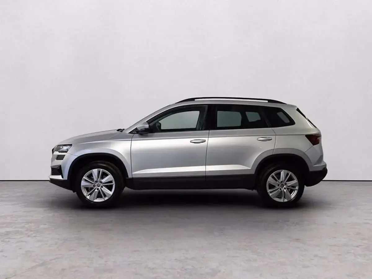 Usata Skoda Karoq Selection 116 CV (85 kW) 2024 Argento brillante metallizzato SUV