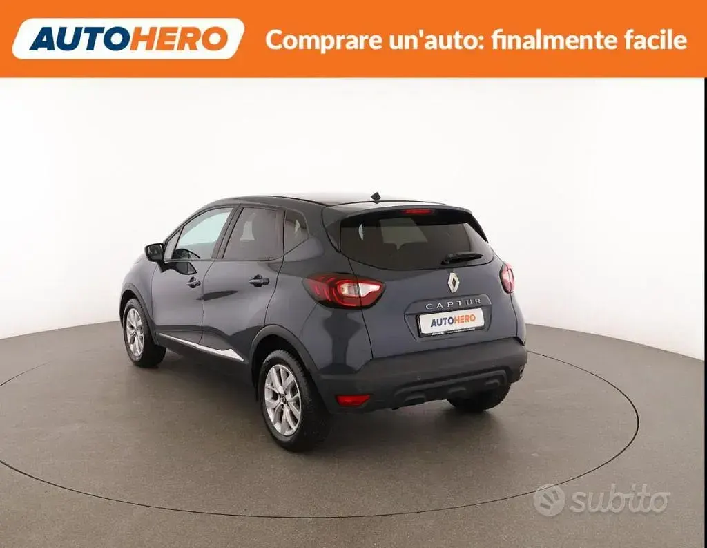 Usata Renault Captur 90 CV (66 kW) 2019 Grigio SUV