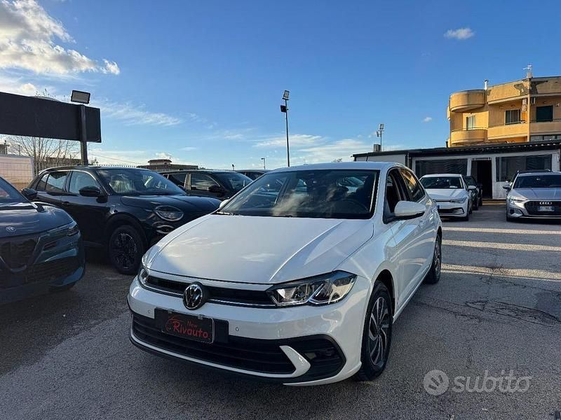Usata VW Polo Life 80 CV (58 kW) 2023 Bianco Utilitaria