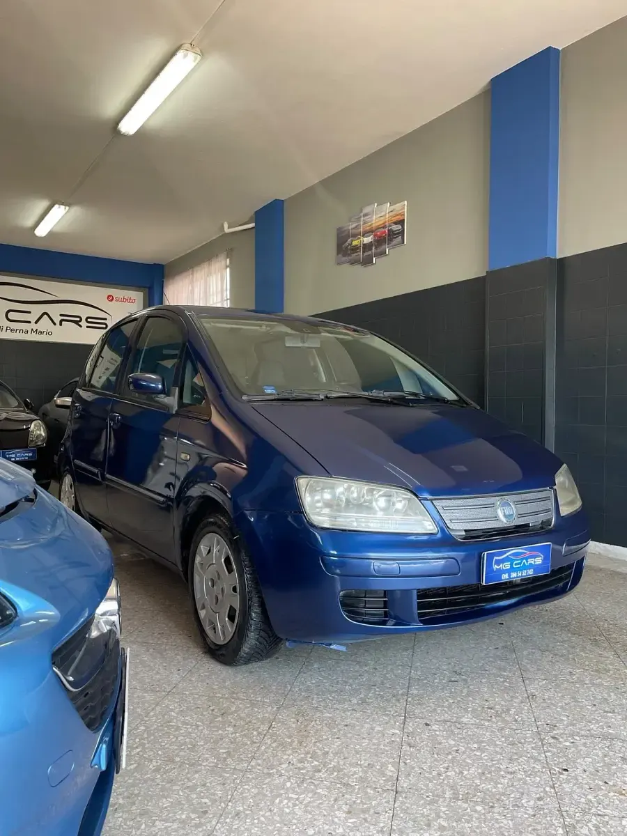 Usata Fiat Idea 69 CV (50 kW) 2007 Blu Monovolume