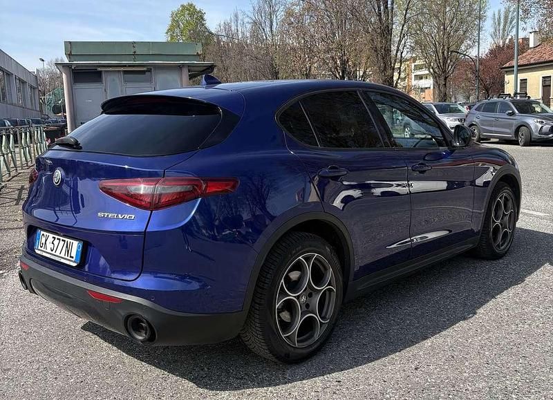 Usata Alfa Romeo Stelvio Sprint 190 CV (139 kW) 2022 SUV