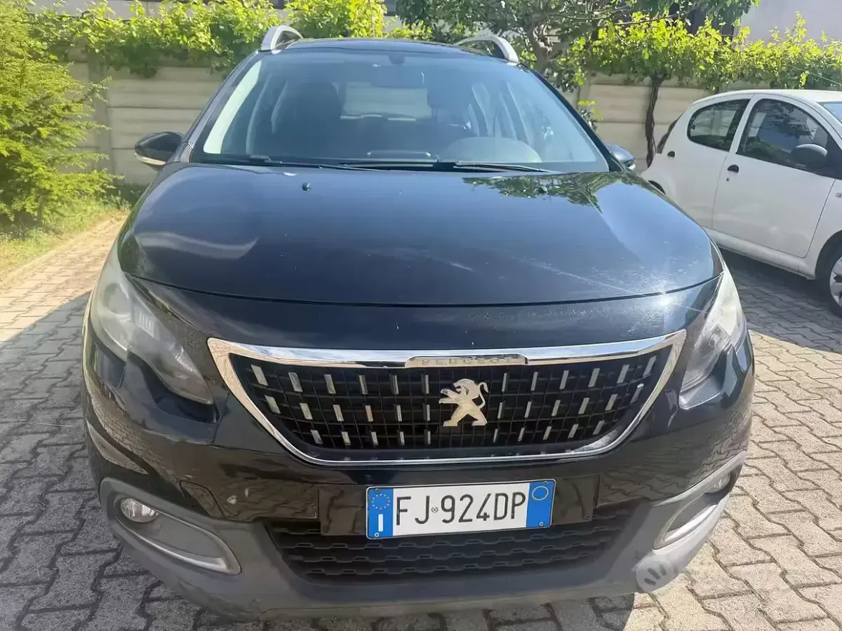 Begagnad Peugeot 2008 Active 99 HK (72 kW) 2017 Svart SUV