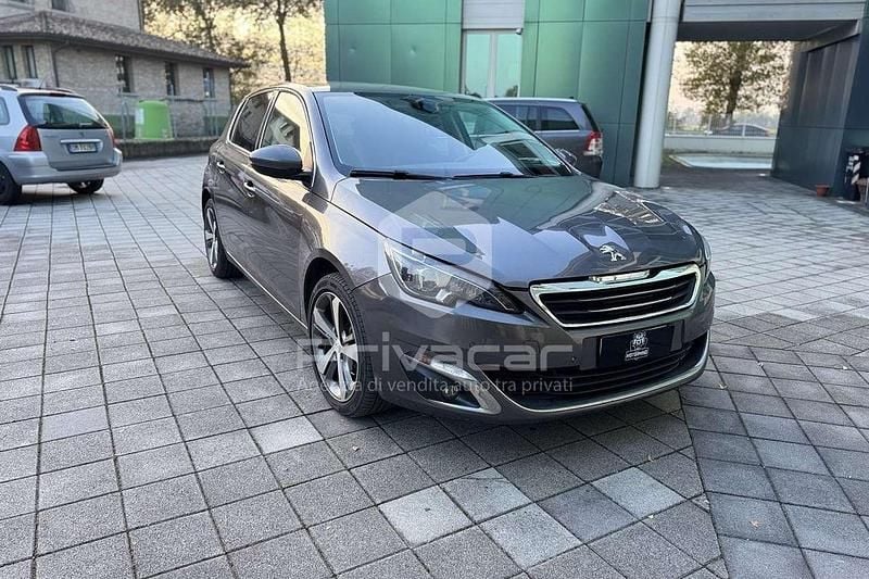 Grigio Usata 2016 Peugeot 308 Allure Due volumi | 8499 € (Buon prezzo) - Immagine 1/4