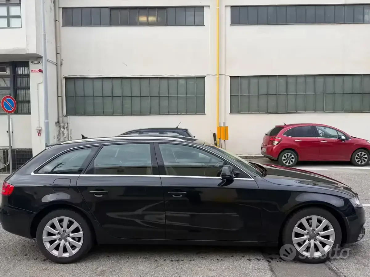 Usata Audi A4 Advanced 160 CV (117 kW) 2008 Nero Station wagon