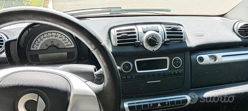 Usata Smart ForTwo Coupé 61 CV (44 kW) 2014 Utilitaria