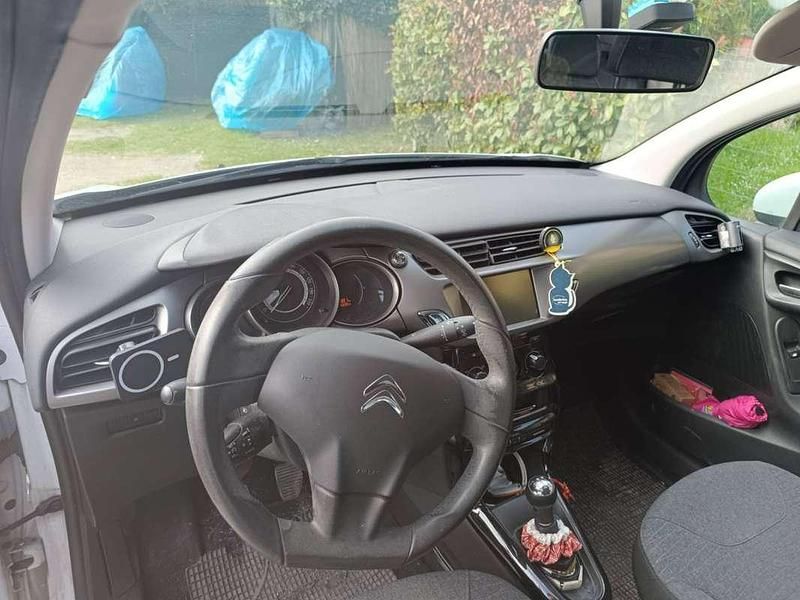 Usata Citroën C3 Feel 75 CV (55 kW) 2016 Berlina