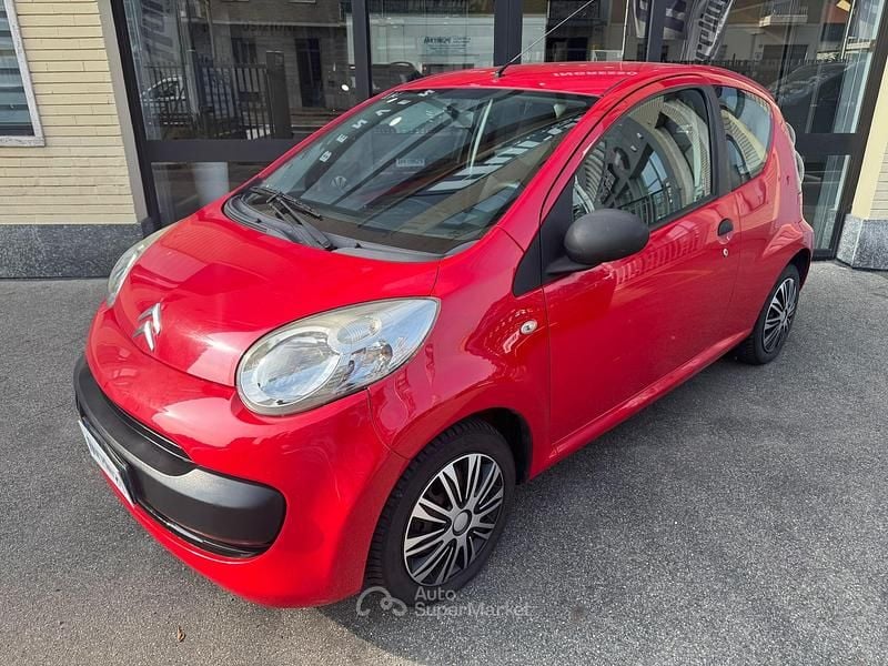 Rosso Usata 2009 Citroën C1 Due volumi | 2900 € - Immagine 1/4