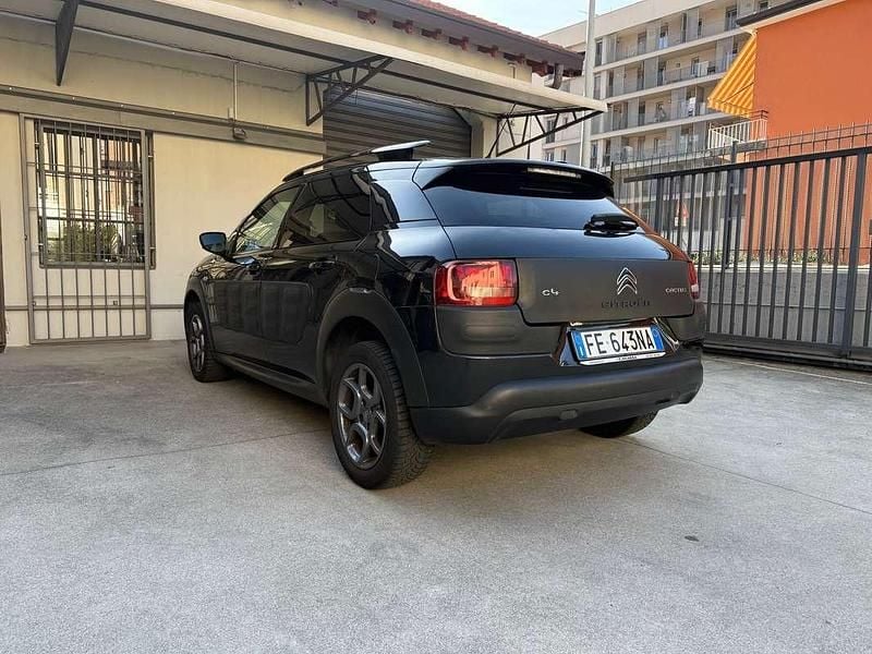 Nero Usata 2016 Citroën C4 Shine SUV | 6500 € (Ottimo prezzo) - Immagine 1/4