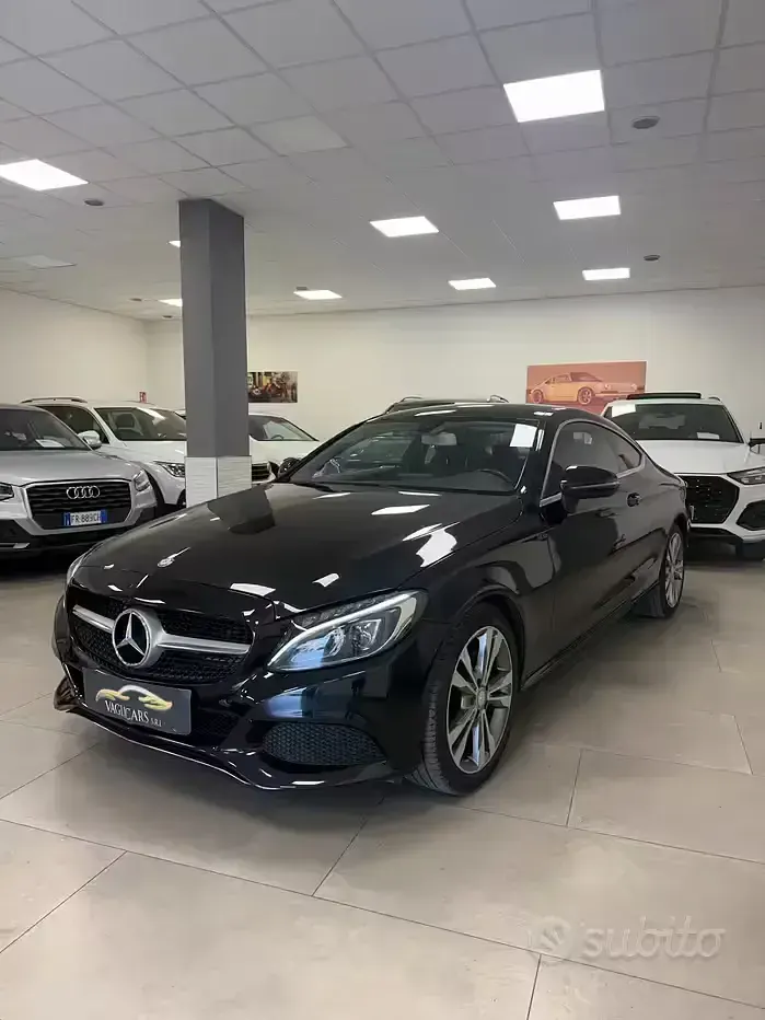 Usata Mercedes C220 Premium 170 CV (125 kW) 2016 Nero Coupé