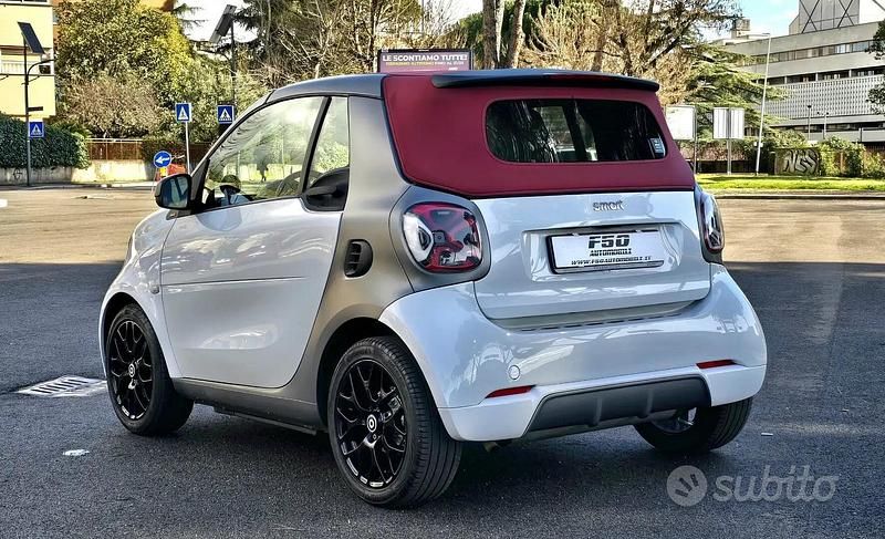 Usata Smart ForTwo Cabrio Superpassion 90 CV (66 kW) 2017 Other Cabrio