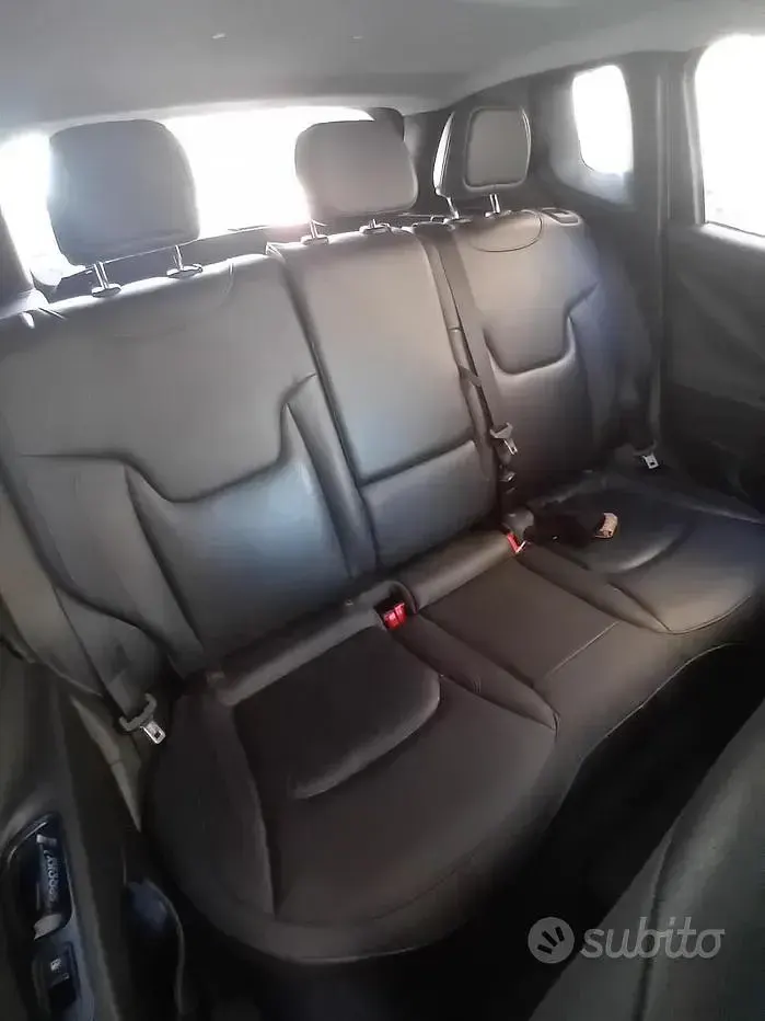 Usata Jeep Renegade Trailhawk 170 CV (125 kW) 2015 SUV