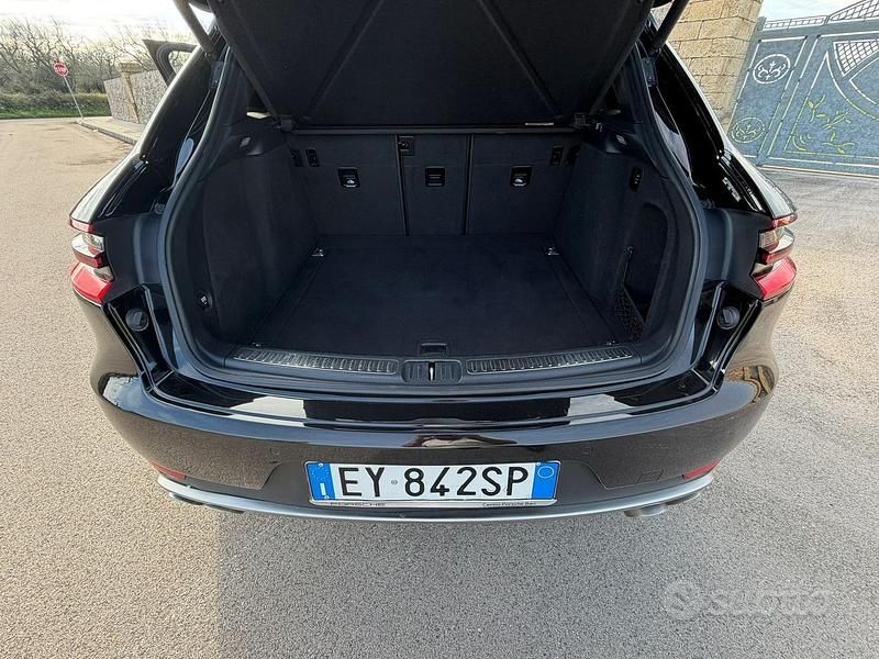 Usata Porsche Macan 250 CV (183 kW) 2015 Nero SUV