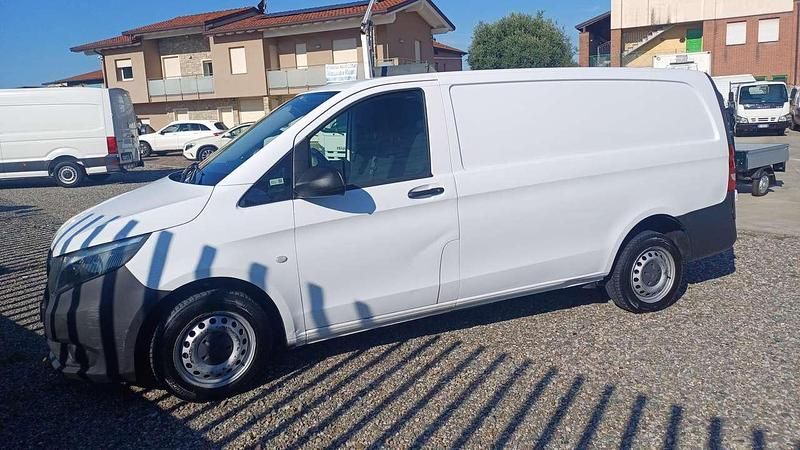 Usata Mercedes Vito Business 116 CV (85 kW) 2019 Bianco Furgone