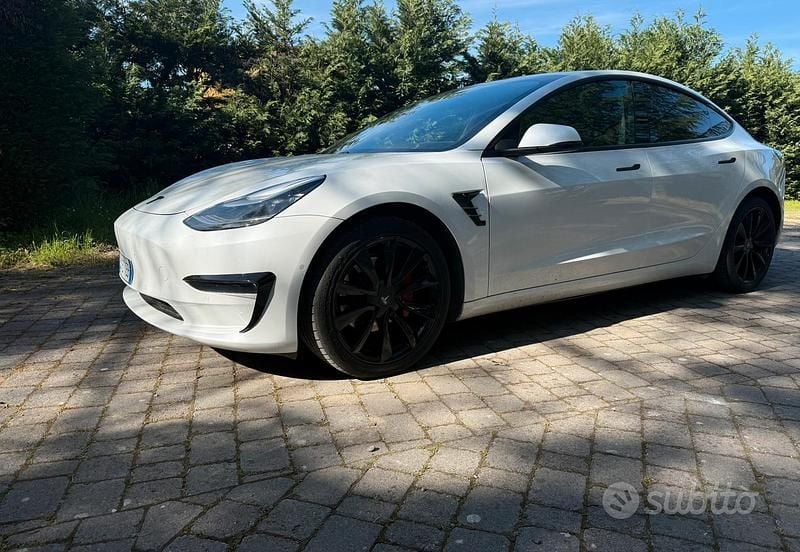 Usata Tesla Model 3 152 kW (208 CV) 2020 Berlina