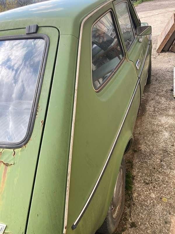 Usata Fiat 127 45 CV (33 kW) 1977 Verde Berlina