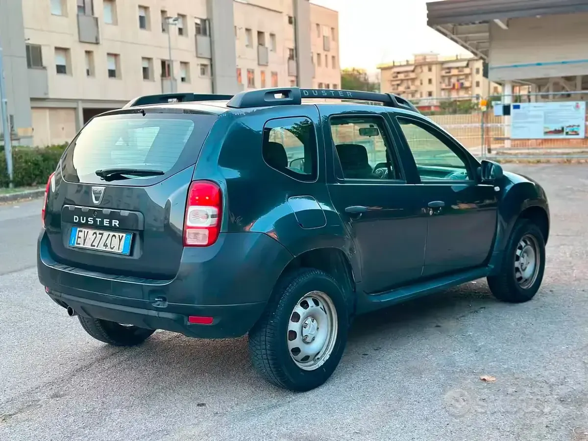 Usata Dacia Duster 105 CV (77 kW) 2014 Verde SUV