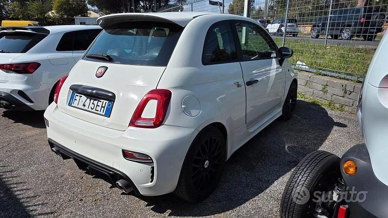 Usata Abarth 500 Custom 134 CV (98 kW) 2015 Bianco Utilitaria