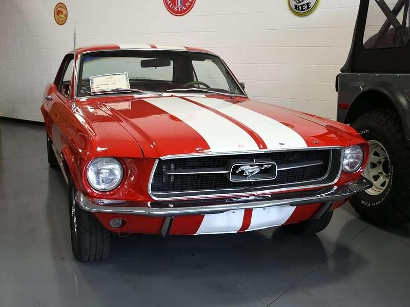 Usata Ford Mustang 271 CV (199 kW) 1967 Rosso Coupé