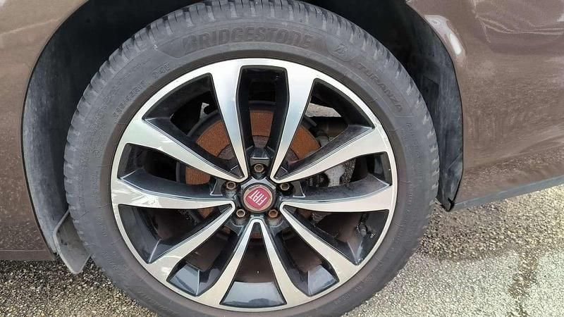 Usado Fiat Tipo Lounge 120 HP (88 kW) 2019 Castanho Carrinha