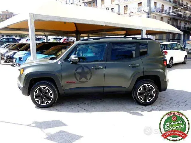 Usata Jeep Renegade Trailhawk 170 CV (125 kW) 2017 Grigio scuro SUV