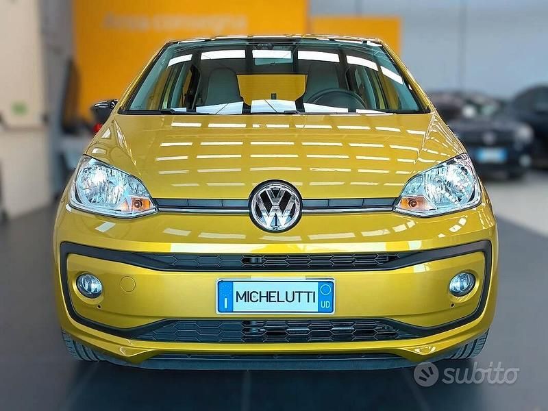 Usata VW up! Move 60 CV (44 kW) 2018 Oro Utilitaria